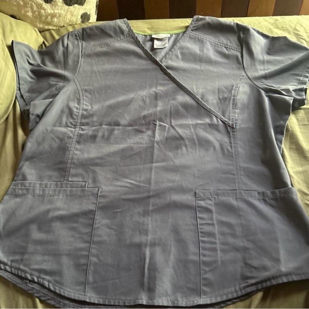 Scrubstar Condor Gray Scrub Top with Green Trim